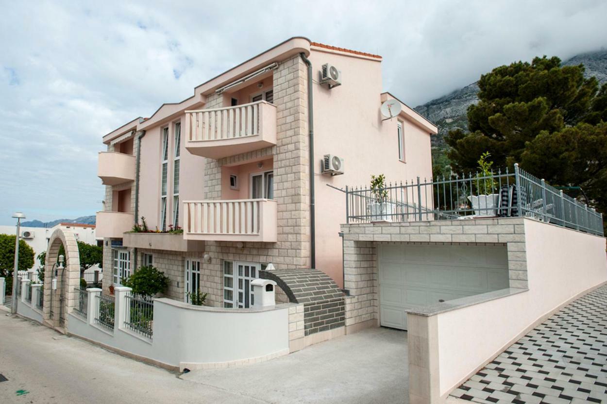 House Bacak - Apartment&Wellness-Studio Baška Voda Exterior foto
