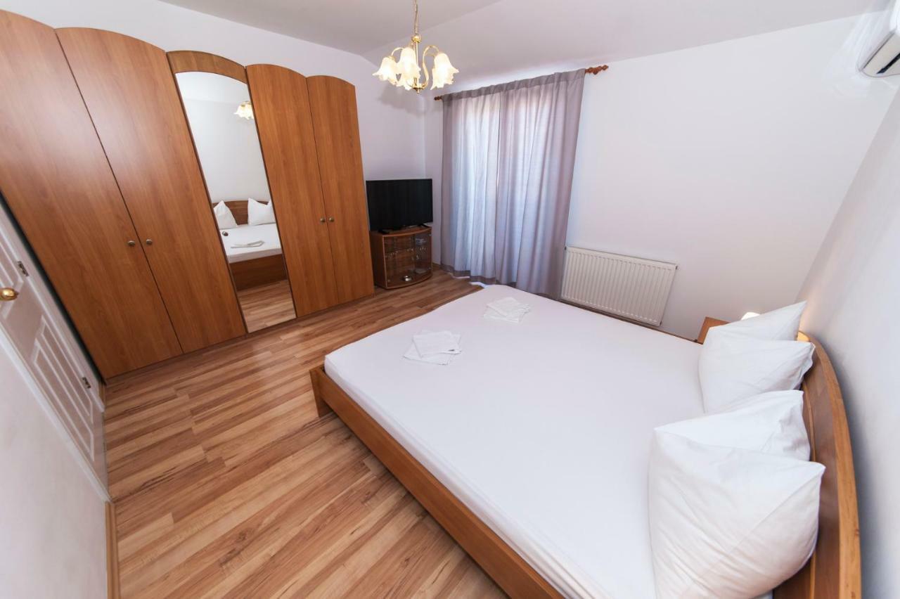 House Bacak - Apartment&Wellness-Studio Baška Voda Exterior foto